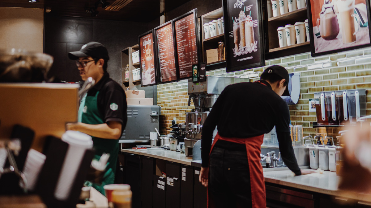 Starbucks coffee machines and baristas