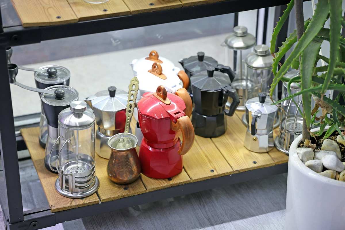 How to Use a Moka Pot: A Step-by-Step Stovetop Guide