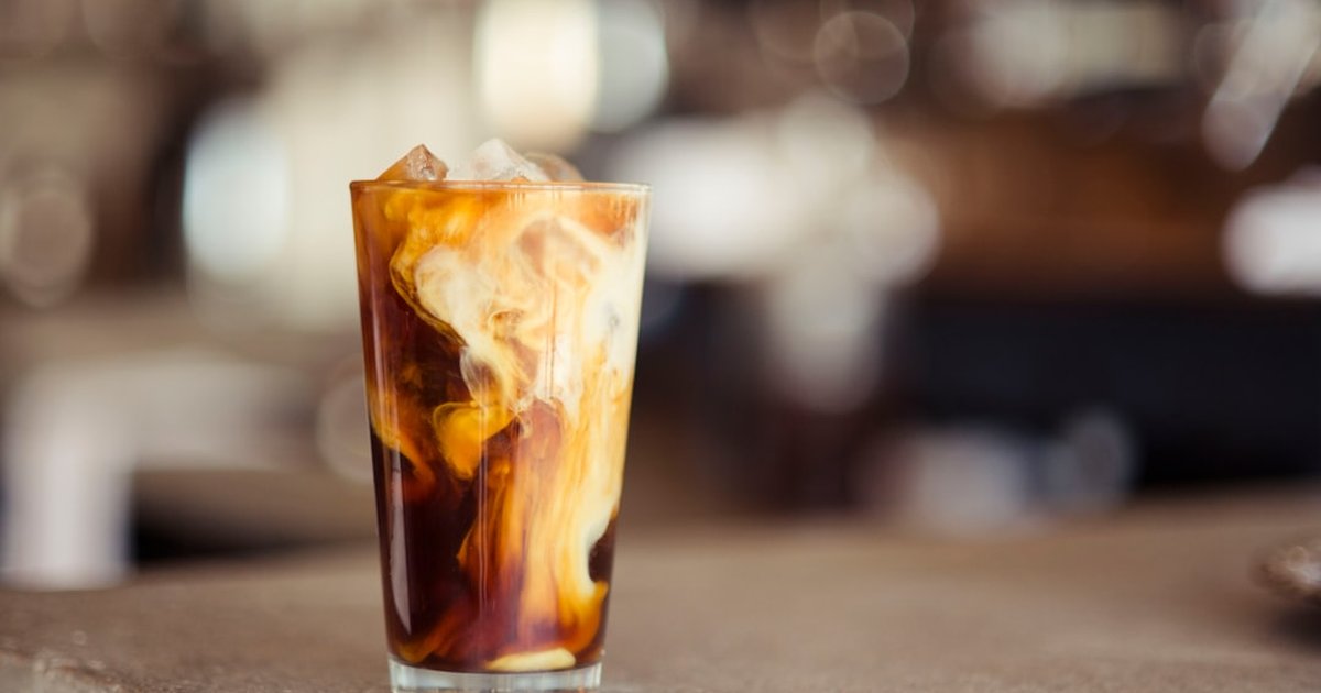 How to Make Iced Coffee (4 Methods, Any Equipment)